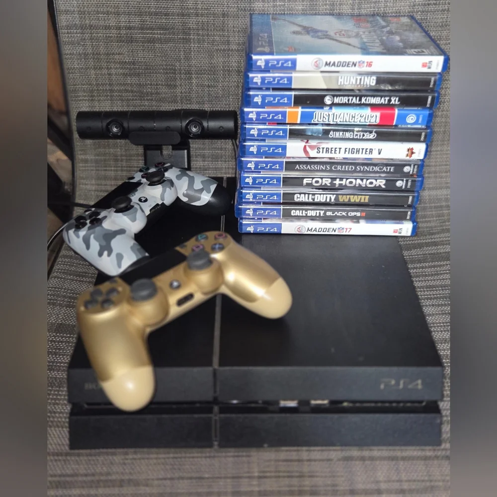Sony PlayStation 4 Matte 500GB HDD Console, Camera, Controllers, Games Bundle. - Picture 2 of 12
